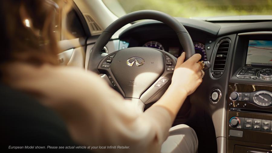  Infiniti QX50 2014 года  (фото 22 из 38)